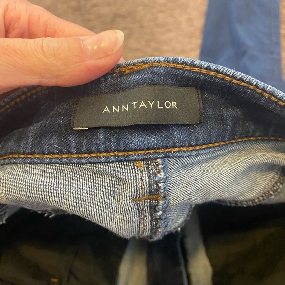 Ann Taylor Mid Rise Skinny Dark Wash Stretch Denim Jeans Size 8 - Picture 4 of 4